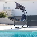 Mina With A Private Pool In פולה