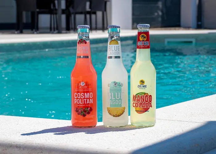 Willa Mina With A Private Pool In Pula