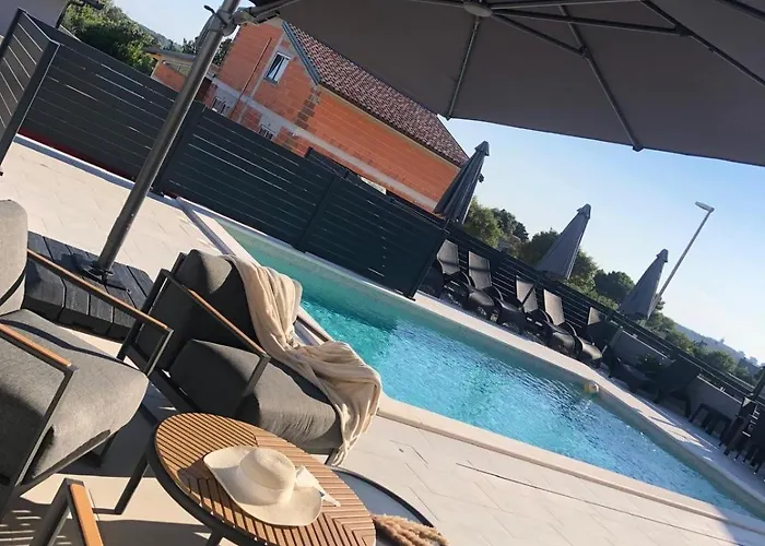 Willa Mina With A Private Pool In