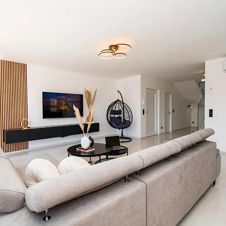 Villa Mina With A Private Pool In