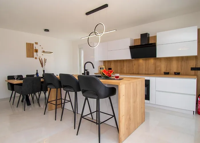 Villa Mina With A Private Pool In