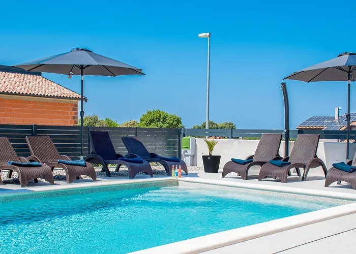 Villa Mina With A Private Pool In